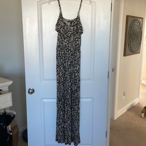 Black and white floral maxi dress, size medium